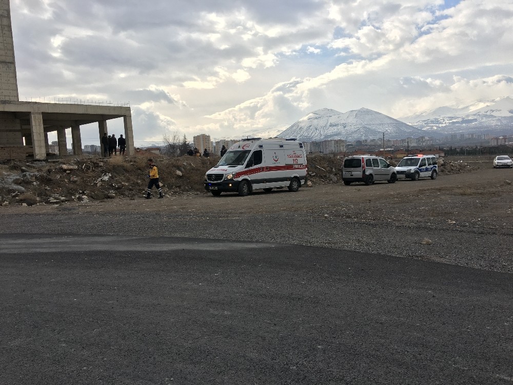 2 çocuk babası adam inşaat alanında ölü bulundu 