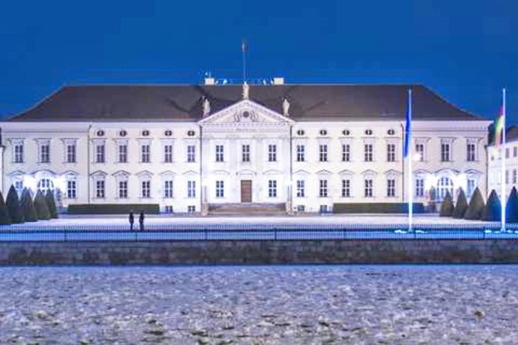 2. Dünya Savaşı'ndan kalmış: Saray'ın bahçesinde bomba bulundu