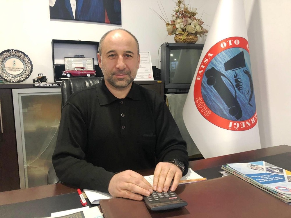 2. el araçta yükselişe dikkat 