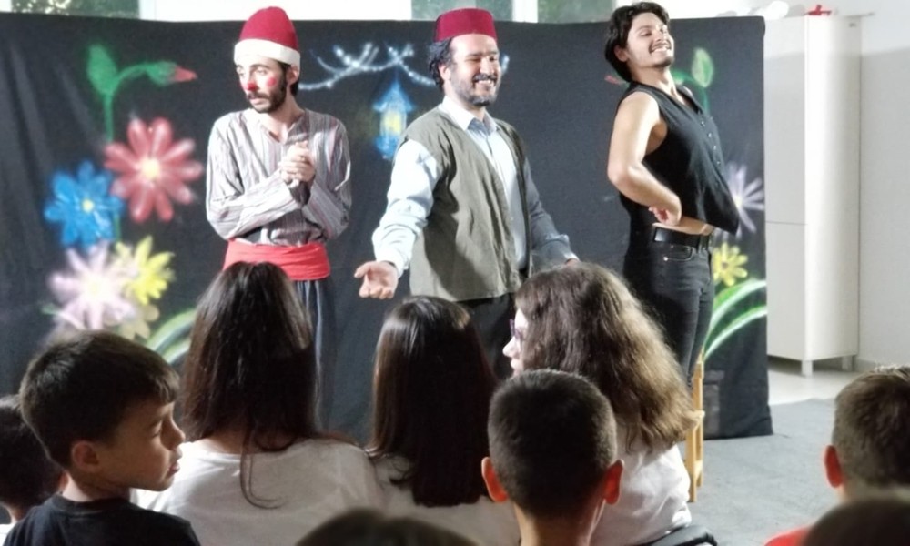 2 Eylül Gençlik Merkezi’nde orta oyunu gösterisi 