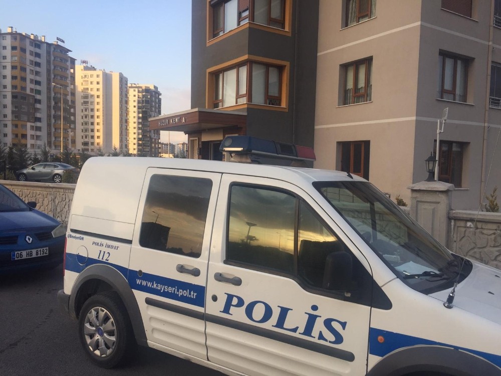 2 gündür haber alınamayan bina görevlisi ölü bulundu 