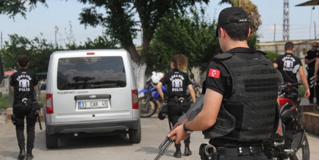 500 polisin şok baskına uğradılar! Gözaltılar var
