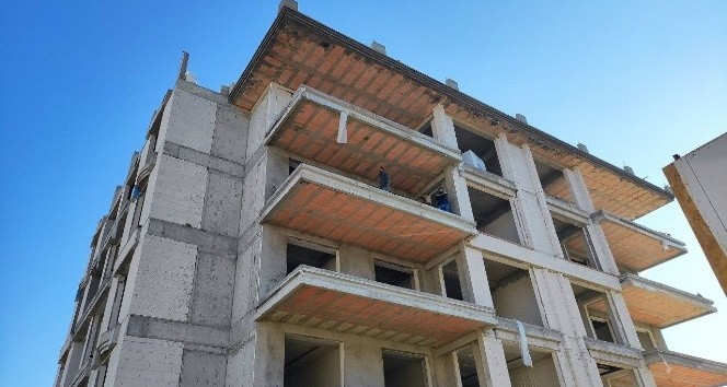 2 kardeşini inşaatta infaz etti