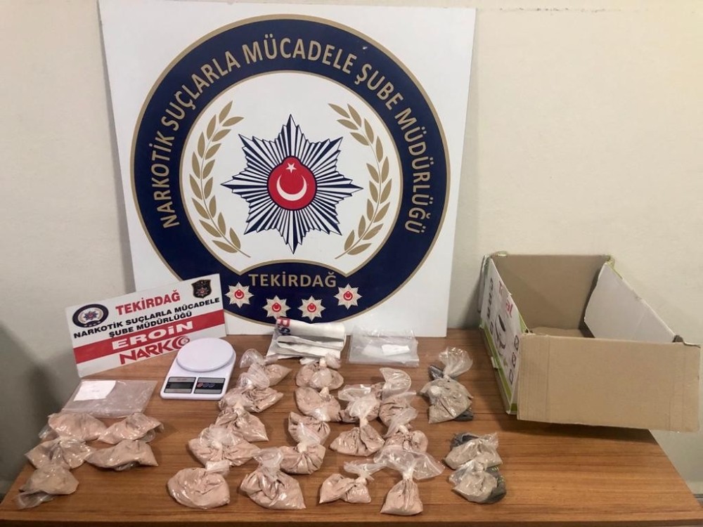 2 kilo uyuşturucu ile yakalanan 2 şahıstan 1’i tutuklandı 