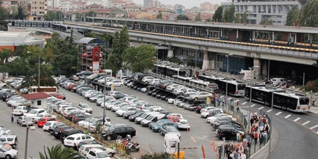 2 mega otopark Ramazan’da ücretsiz