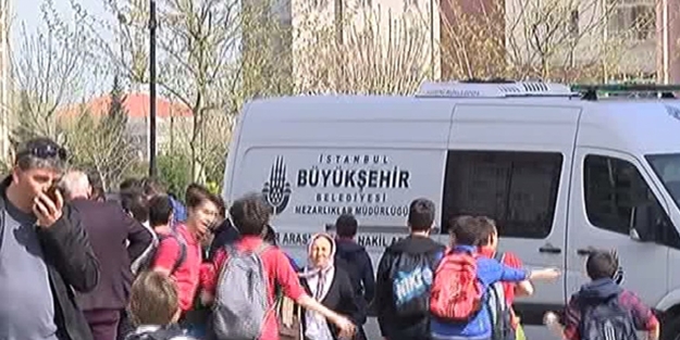 2 polis ölü bulundu