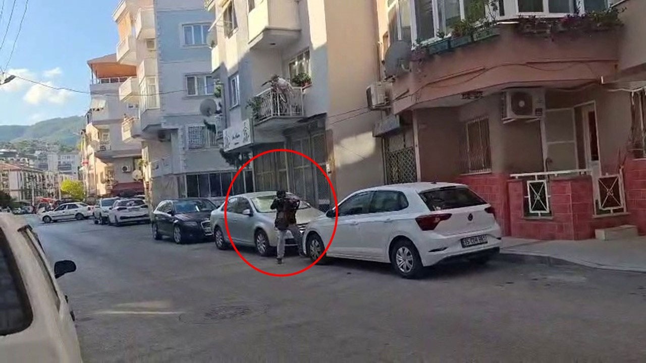 2 polisimizi şehit eden 16 yaşındaki hain hastanede öldü