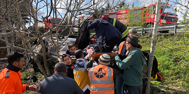 2 saat önce aldıkları otomobille dehşeti yaşadılar!