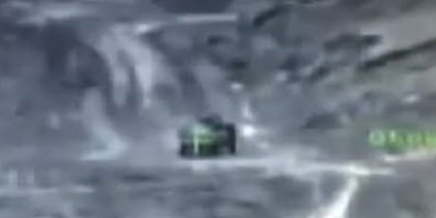 2 Ton bomba 2 teröristle beraber havaya uçuruldu