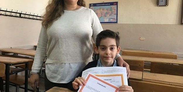 2 yaşında okuma yazma öğrendi, 8 yaşında ilkokulu bitirdi!