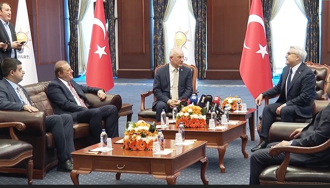 2 yıl aradan sonra yeniden! AK Parti ile CHP bayramlaştı