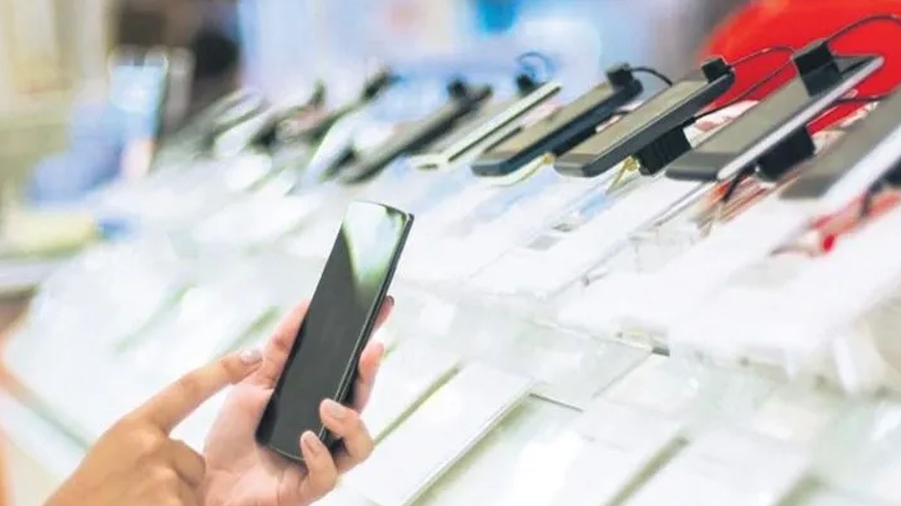 20 bin liraya çıkaracağız: Cep telefonuna 3 taksit sınırı!