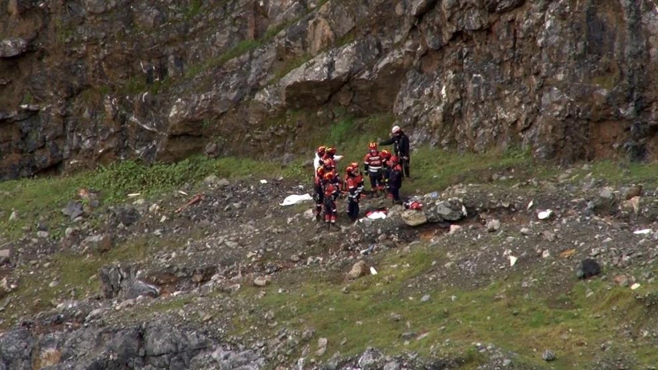 20 gün önce kaybolmuştu! Cesedi uçurumda bulundu