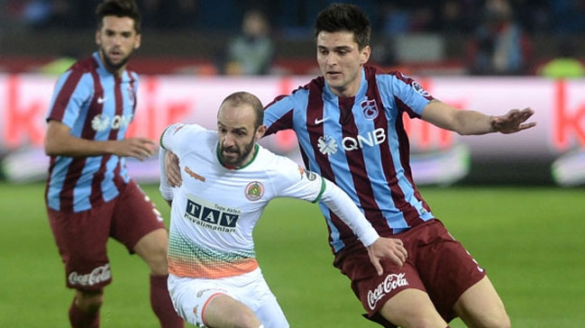 20 ikili mücadele kazanan Okay Yokuşlu sezon rekoru kırdı