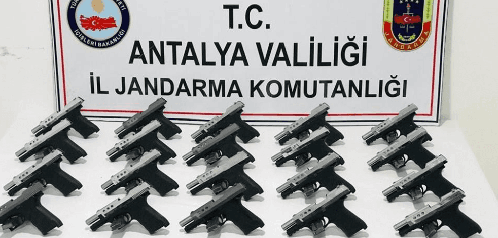 20 kaçak tabanca ile yakalanan kadının ifadesi ‘pes’ dedirtti!