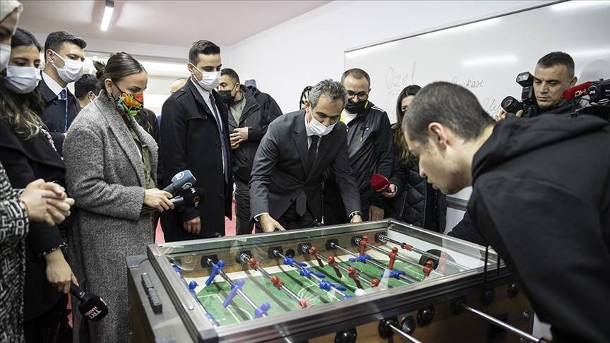 20 özel eğitim uygulama okuluna 210 bin 971 malzeme yola çıktı