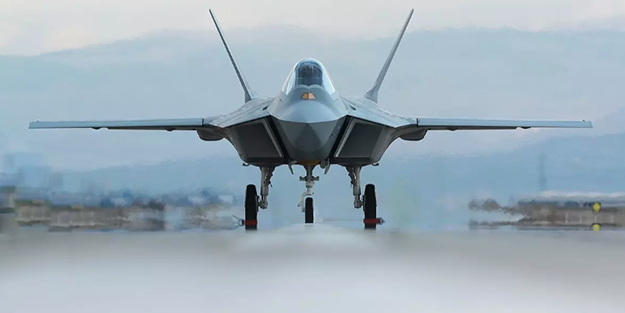 20 tane Milli Muharip Uçak Kaan geliyor! Temel Kotil 'Zorun zorunu yaptık' diyerek duyurdu