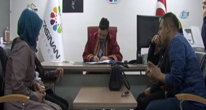 20 yıl sonra 29 Şubat'ta resmi nikah kıydılar