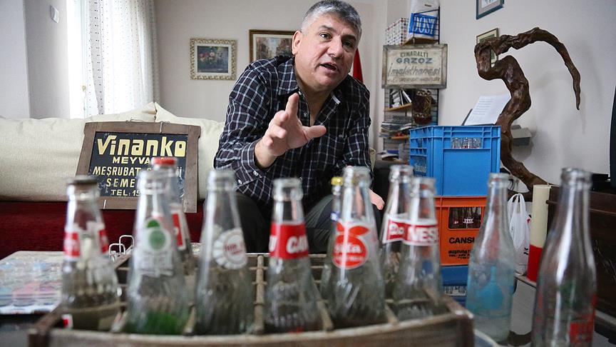 20 yılda 70 bin gazoz kapağı topladı