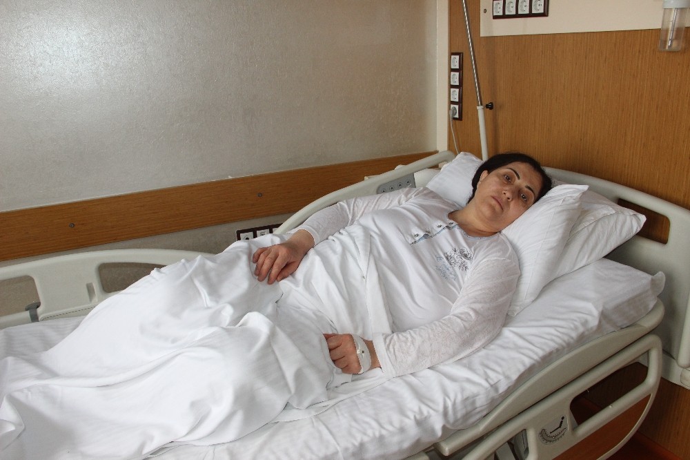 20 yıllık hastalığından ameliyatla kurtuldu 