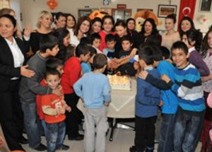 Yuva Çocuklarına Karne Şöleni