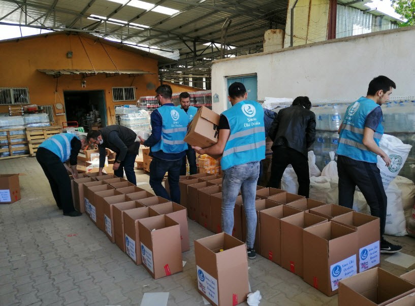 200 aileye gıda yardımı 