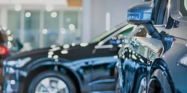 200 bin liraya yakın indirim yayımladı! O araç Egea'dan bile daha iyi!