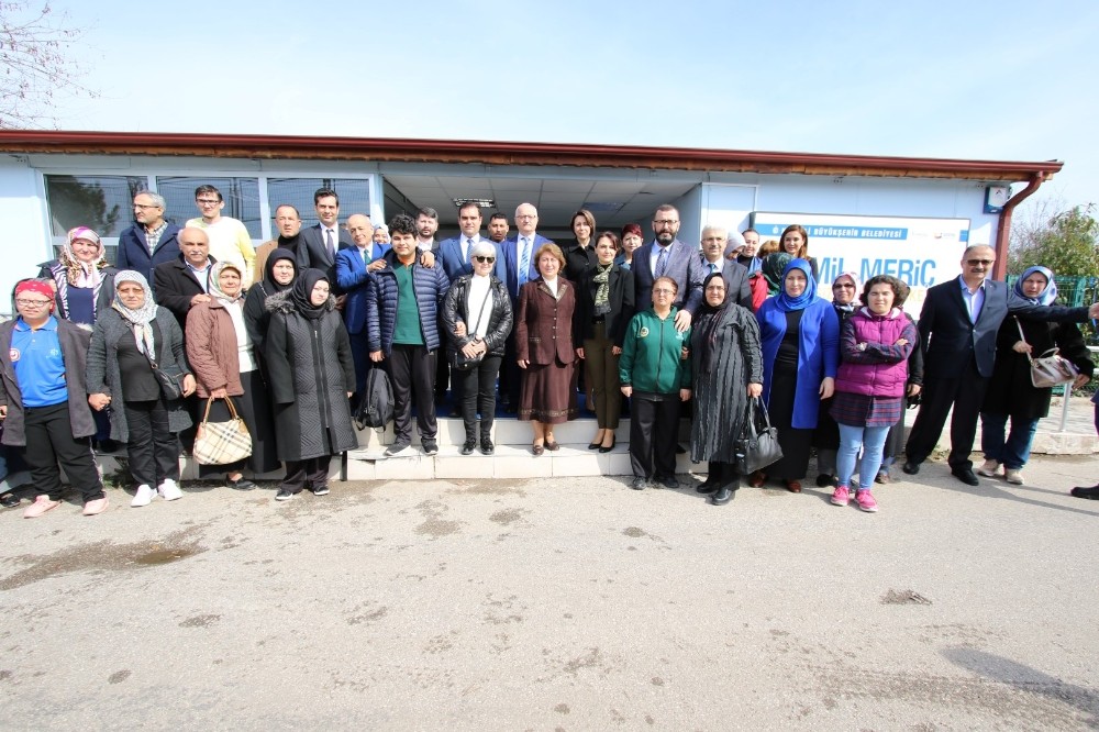 200 özel öğrenciye diş sağlığı taraması yapıldı 