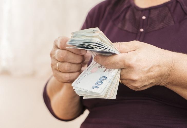 2000 sonrası sigortalı olanlara müjdeli haber! Bu şartı karşılarlarsa emekli olabilirler