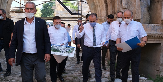 2000 yıllık surlar eski ihtişamına kavuşuyor