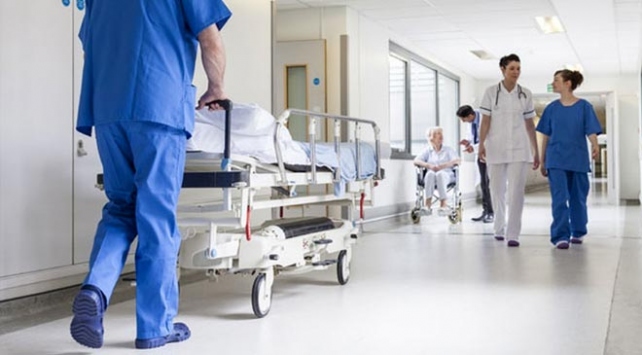 2008'den bu yana 18 yaş altı sağlık hizmetleri ücretsiz