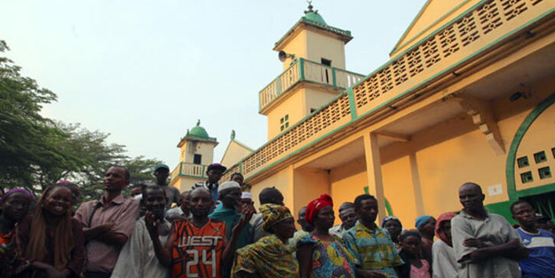 2013 yılında kapatılmıştı! Boeing Camisi yeniden ibadete açıldı