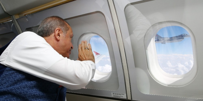 Cumhurbaşkanı Erdoğan’a F-16’lar eşlik etti