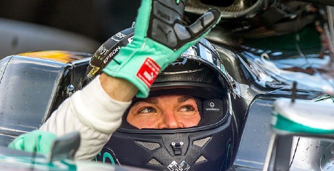 2016 sezonunun açılışı Nico Rosberg'den