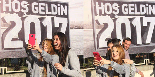 2016'yı görmeden 2017'ye girdiler!