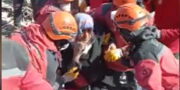 202 saat sonra enkazdan kurtarılan aileden yürek yakan sözler