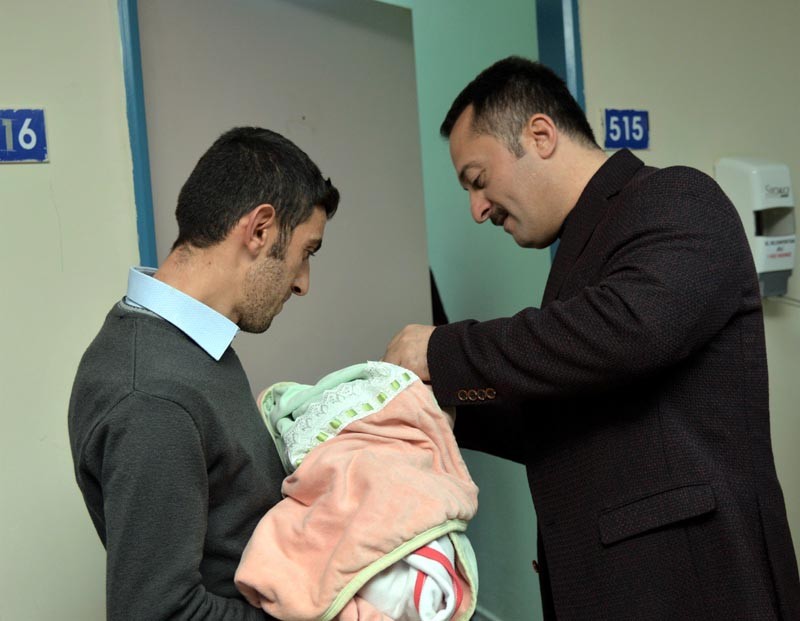 2020 yılının ilk bebeklerine ziyaret 