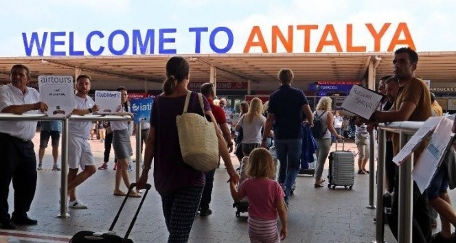 2020’nin ilk iki ayında gelen turist sayısında yüzde 30 artış 