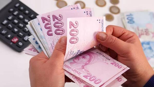 2022 asgari ücret saat kaçta belli olacak?