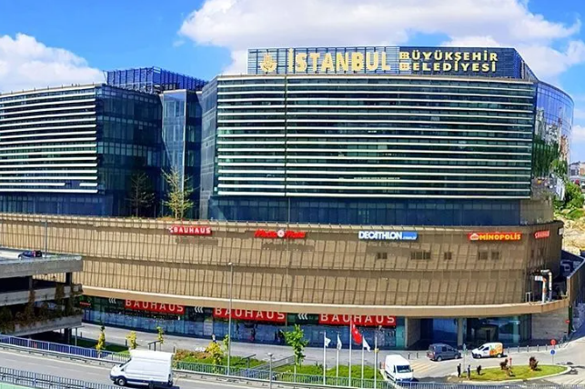 2024 Model Porshe’u olan İBB Harita Mühendisi Yakup Öner’den Akla Ziyan İfadeler