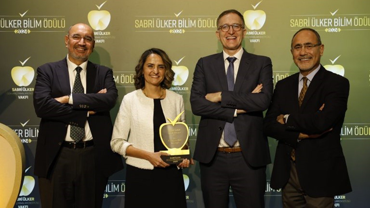 2024 Sabri Ülker Bilim Ödülü'nün sahibi Dr. Aydan Bulut Karslıoğlu oldu