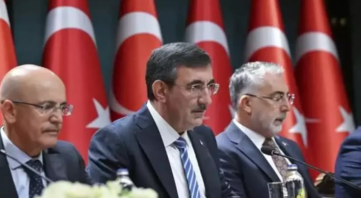 2025-2027 OVP'sinde Dolar kuru hedefi açıklandı