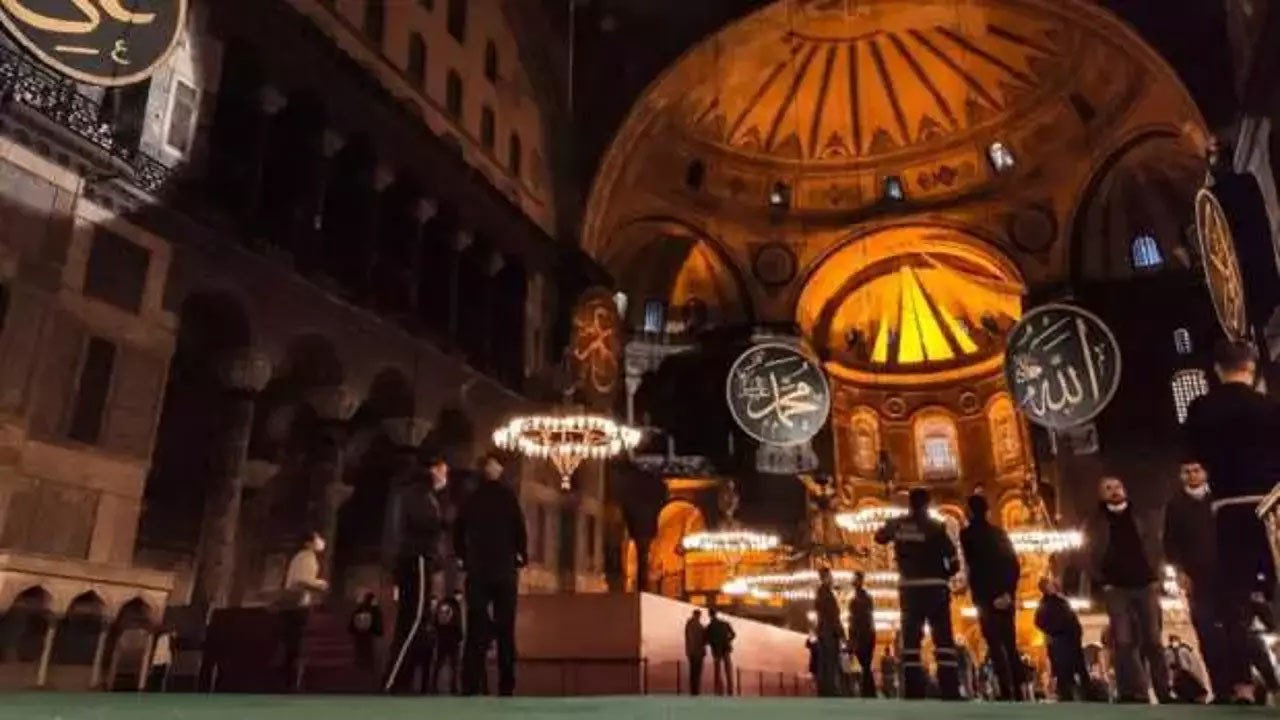 Ramazan ne zaman başlıyor? Berat Kandili Perşembe günü idrak edilecek