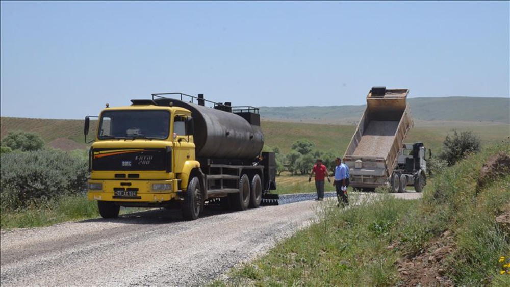 2028'e kadar 7500 kilometre köy yolu yapılacak