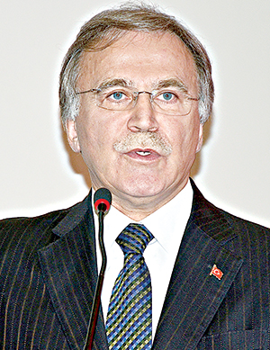 Türkeş olsaydı çözüme destek verirdi