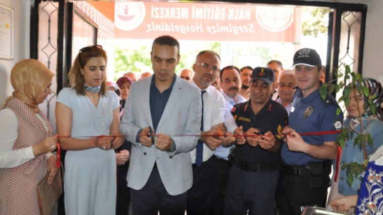 208 kursta 4 bin 911 kursiyere eğitim 