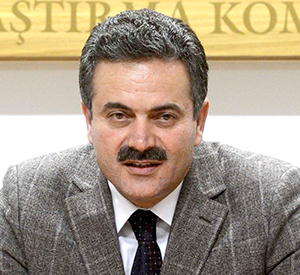 “Başörtülü vekilliği sınırlayan hüküm yok”