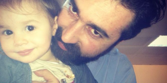 2,5 yaşındaki Ece’nin yürümesi 4 kutu ilaca bağlı