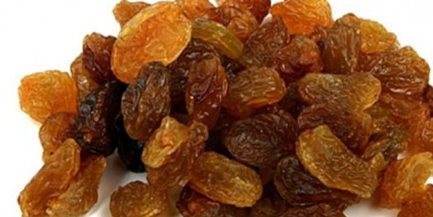 21 adet kuru üzümü suda bekletirseniz eğer! Herkesi şoke eden, şaşırtan sonuç ortaya çıktı
