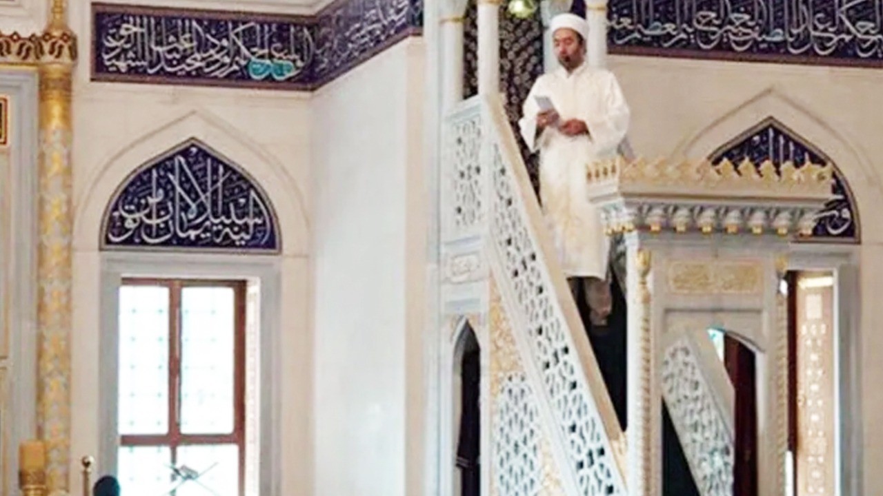 21 Kasım Cuma Hutbesi yayımladı! Cuma hutbesi konusu: 'Şiddetin Çaresi Merhamet Eğitimi'